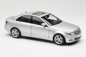 Mercedes C-Class W204 Avantgarde Ezüst AUTOart 1:18 B66962368 Fém – 6. kép a 8-ből