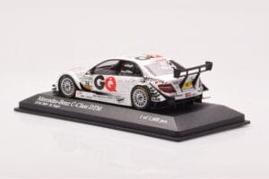 Mercedes C-Class W204 DTM GQ AMG Mercedes #16 Engels DTM 2009 Minichamps 1:43 400093816 Fém – 3. kép a 4-ből