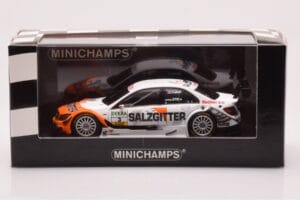 Mercedes C-Class W204 DTM Team AMG Mercedes #3 G. Paffett DTM 2010 Minichamps 1:43 400103903 Fém – 4. kép a 4-ből