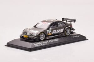 Mercedes C-Class W204 DTM Team AMG Mercedes #4 P. di Resta DTM 2008 Minichamps 1:43 400083804 Fém – 2. kép a 4-ből
