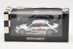 Mercedes C-Class W204 DTM Team AMG Mercedes #5 J. Green DTM 2008 Minichamps 1:43 400083805 Fém – 4. kép a 4-ből