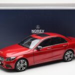 Mercedes C-Class W205 Piros Metallic Asia Exclusive Norev 1:18 - image 8 of 8