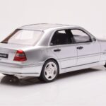 Mercedes C36 AMG W202 Ezüst Otto 1:18 - image 2 of 6