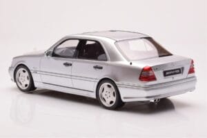 Mercedes C36 AMG W202 Ezüst Otto 1:18 OT443 Gyanta – 5. kép a 6-ből