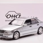 Mercedes C36 AMG W202 Ezüst Otto 1:18 - image 6 of 6