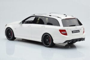 Mercedes C63 AMG S204 T-Model Fehér GT Spirit 1:18 GT147 Gyanta – 5. kép a 8-ből