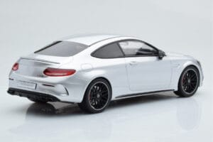 Mercedes C63S AMG C205 Coupe Ezüst GT Spirit 1:18 GT116 Gyanta – 2. kép a 6-ből