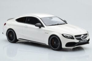 Mercedes C63S AMG C205 Coupe Fehér GT Spirit 1:18 B66965707 Gyanta – 4. kép a 6-ből