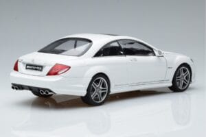 Mercedes CL63 AMG C216 Fehér AUTOart 1:18 76167 Fém – 2. kép a 6-ből