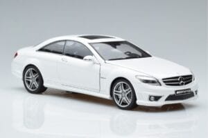 Mercedes CL63 AMG C216 Fehér AUTOart 1:18 76167 Fém – 4. kép a 6-ből