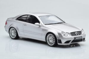 Mercedes CLK63 AMG C209 Coupe Ezüst Otto 1:18 OT227 Gyanta – 4. kép a 6-ből