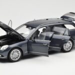 Mercedes E-Class S212 T-Model Tenorit Szürke Metallic Minichamps 1:18 B66962447 - image 2 of 8