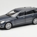 Mercedes E-Class S212 T-Model Tenorit Szürke Metallic Minichamps 1:18 B66962447