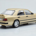 Mercedes E-Class W124 Tuning Bézs MCG 1:18 - image 2 of 6