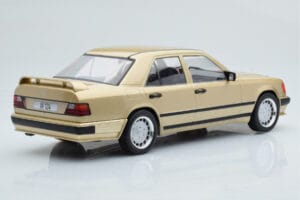 Mercedes E-Class W124 Tuning Bézs MCG 1:18 MCG18342 Fém – 2. kép a 6-ből