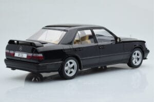 Mercedes E-Class W124 Tuning Fekete MCG 1:18 MCG18341 Fém – 2. kép a 6-ből