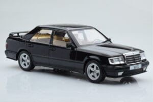 Mercedes E-Class W124 Tuning Fekete MCG 1:18 MCG18341 Fém – 4. kép a 6-ből