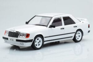 Mercedes E-Class W124 Tuning Fehér MCG 1:18 MCG18343