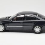 Mercedes E-Class W211 Kék Metallic Kyosho 1:18 B66962147 - image 4 of 8