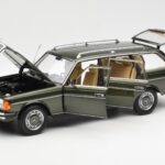 Mercedes 230T W123 T-Model Zöld Metál Norev 1:18 183730 - image 2 of 8