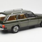 Mercedes 230T W123 T-Model Zöld Metál Norev 1:18 183730 - image 3 of 8