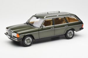 Mercedes 230T W123 T-Model Zöld Metál Norev 1:18 183730