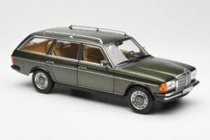 Mercedes 230T W123 T-Model Zöld Metál Norev 1:18 183730 Fém – 6. kép a 8-ből