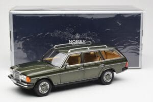 Mercedes 230T W123 T-Model Zöld Metál Norev 1:18 183730 Fém – 8. kép a 8-ből