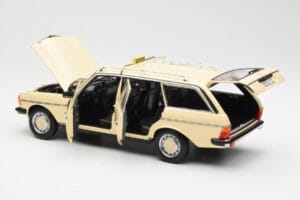 Mercedes 230T W123 T-Model Taxi Norev 1:18 183731 Fém – 5. kép a 8-ből