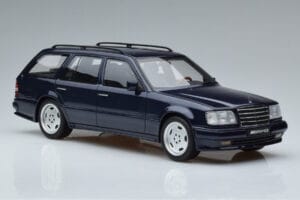 Mercedes E36 AMG S124 Kék Otto 1:18 OT753 Gyanta – 4. kép a 6-ből
