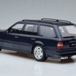 Mercedes E36 AMG S124 Kék Otto 1:18 OT753 Gyanta - image 5 of 6