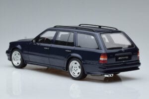 Mercedes E36 AMG S124 Kék Otto 1:18 OT753 Gyanta – 5. kép a 6-ből