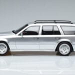 Mercedes E36 AMG S124 Ezüst Otto 1:18 OT889 Gyanta - image 3 of 6