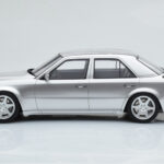Mercedes E500 W124 Ezüst Otto 1:18 - image 3 of 6