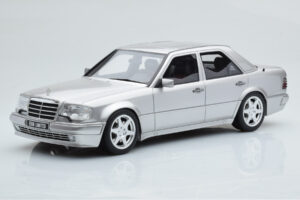 Mercedes E500 W124 Ezüst Otto 1:18