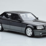 Mercedes E60 AMG W124 Fekete Otto 1:18 - image 4 of 6