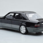 Mercedes E60 AMG W124 Fekete Otto 1:18 - image 5 of 6