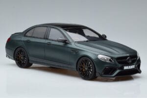 Mercedes E63 AMG Brabus 800 W213 Zöld GT Spirit 1:18 GT208 Gyanta – 4. kép a 6-ből
