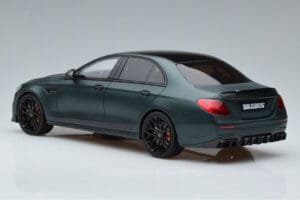 Mercedes E63 AMG Brabus 800 W213 Zöld GT Spirit 1:18 GT208 Gyanta – 5. kép a 6-ből