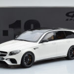 Mercedes AMG E63 S S213 T-Model Fehér GT Spirit 1:18 - image 6 of 6