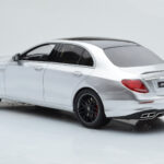 Mercedes AMG E63 S W213 Ezüst GT Spirit 1:18 - image 5 of 6