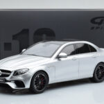 Mercedes AMG E63 S W213 Ezüst GT Spirit 1:18 - image 6 of 6