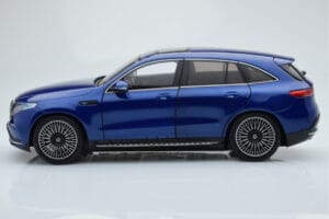 Mercedes EQC 400 Brilliant Kék NZG 1:18 B66963757 Fém – 4. kép a 8-ből
