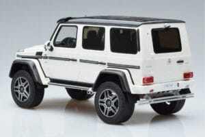 Mercedes G500 4x4 W463 GT Spirit 1:18 GT142 Gyanta – 5. kép a 6-ből