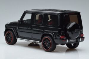 Mercedes AMG G63 W463 Fekete Asia Edition GT Spirit 1:18 GT813 Gyanta – 5. kép a 6-ből