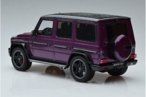 Mercedes G63 AMG W463 Crazy Color Galactic Beam Dealer Edition GT Spirit 1:18 B66961014 Gyanta – 5. kép a 6-ből