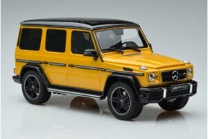 Mercedes AMG G63 W463 Crazy Color Solar Beam Márkakereskedői Kiadás GT Spirit 1:18 B66961012 Gyanta – 4. kép a 6-ből