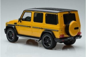 Mercedes AMG G63 W463 Crazy Color Solar Beam Márkakereskedői Kiadás GT Spirit 1:18 B66961012 Gyanta – 5. kép a 6-ből