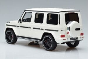 Mercedes AMG G63 W463 Fehér GT Spirit 1:18 KJ038 Fém – 5. kép a 6-ből
