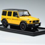 Mercedes AMG G63 W463 Sárga MotorHelix 1:18 MH018 Y Gyanta - image 4 of 7